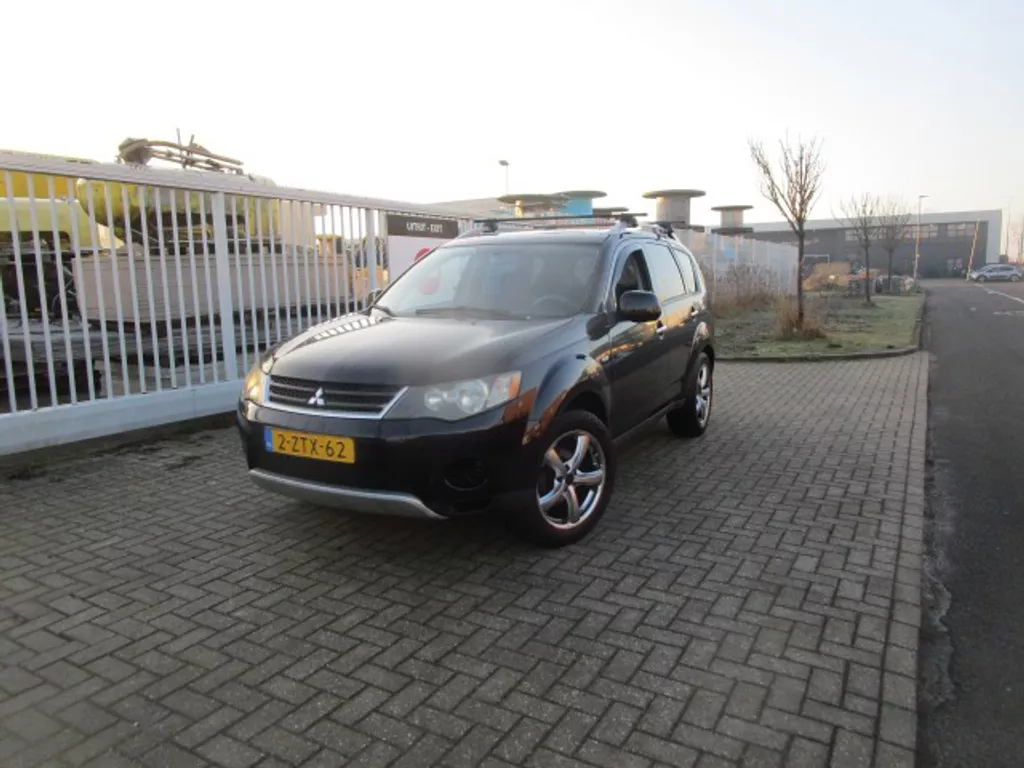 Mitsubishi OUTLANDER 3.0, Automaat, lpg, Lees tekst aub