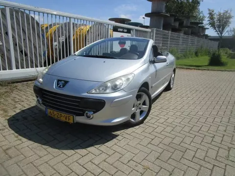 Peugeot 307 CC 2.0-16V