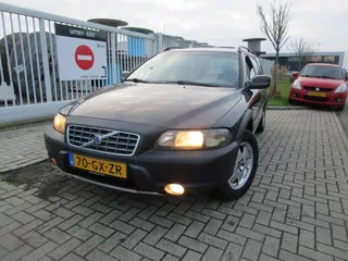 Volvo V70 Cross Country 2.4 T Comfort Line, Leer, 4WD