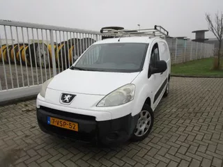 Peugeot Partner 122 1.6 e-HDI L2 XT Profit +