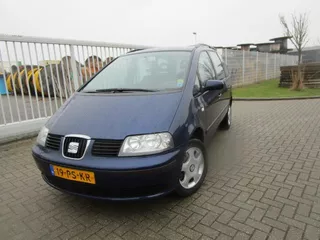 Seat Alhambra 1.8-20VT Reference, 5 Pers