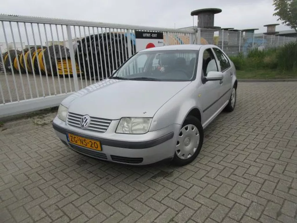 Volkswagen Bora 1.6 Trendline