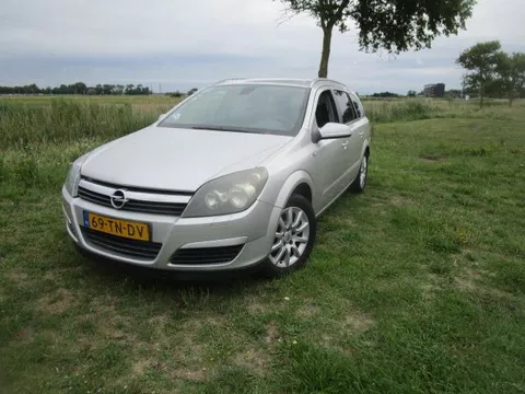 Opel Astra Wagon 1.8 Essentia Automaat Opel Astra Wagon 1.8 Essentia Automaat
